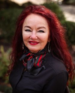 Lynn Mills McKnightTitle